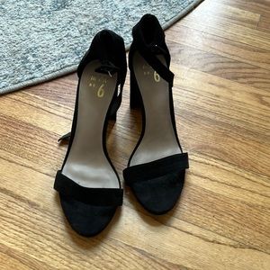 Gently worn a few times. Black high heel shoes 2.5 inch heel.